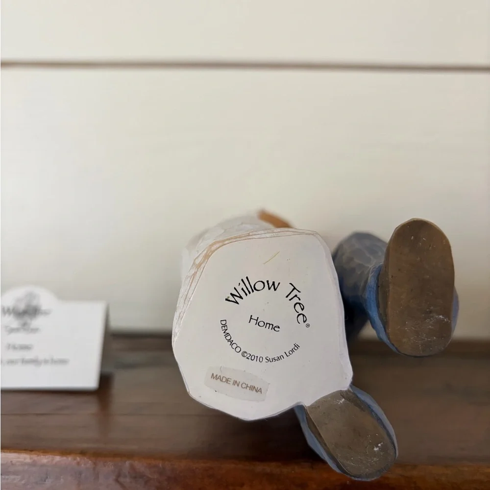 Willow Tree Home Figurine, Pregnant Embrace, Expecting Couple Figurine - Picture 3 of 4